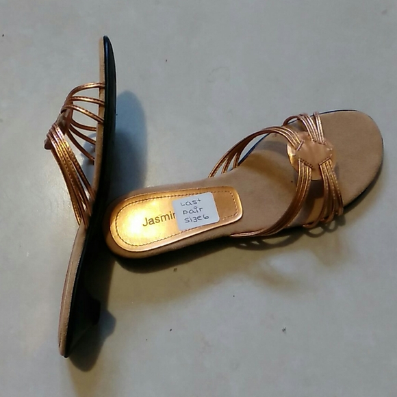 NWOT but in original box Jasmin Shoes - Picture 3 of 3